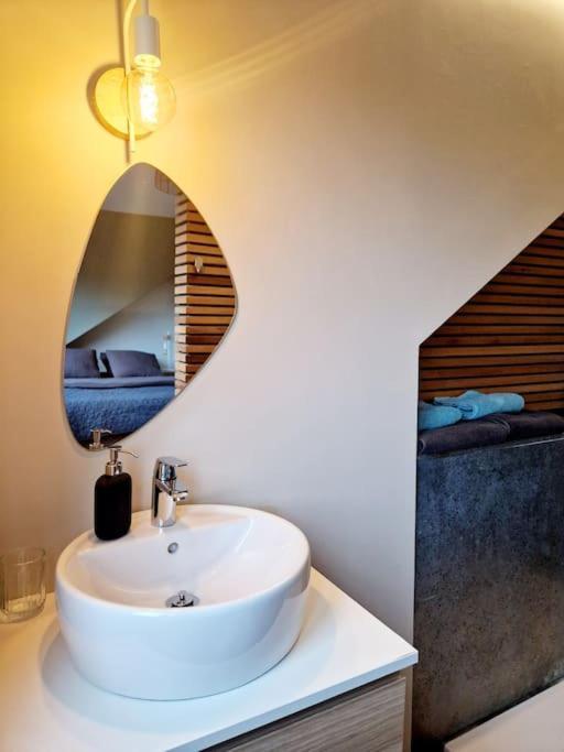 La Cachette De Simone Villa Spa Luaran gambar